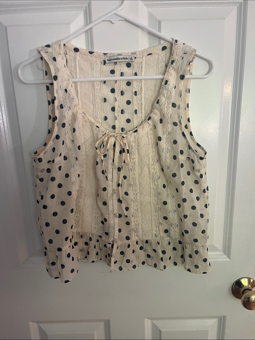 Abercrombie & Fitch Ivory Sleeveless Polka Dot Lace-Trim tank top